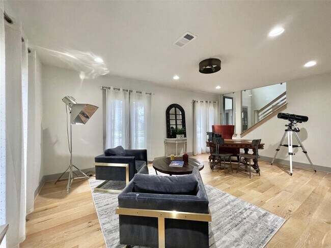 Foto del edificio - 2106 Goldsmith St