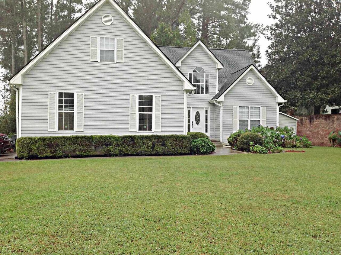 582 Dawnville Rd NE, Dalton, GA 30721 House Rental in Dalton, GA