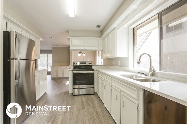 Foto del edificio - 1335 Westgreen Blvd