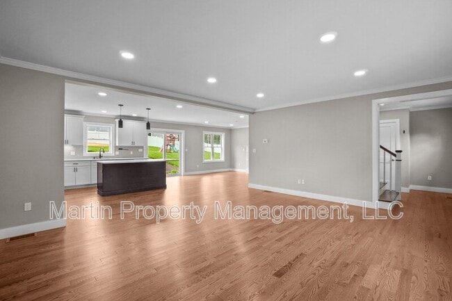 Building Photo - 26 Atwood Ave