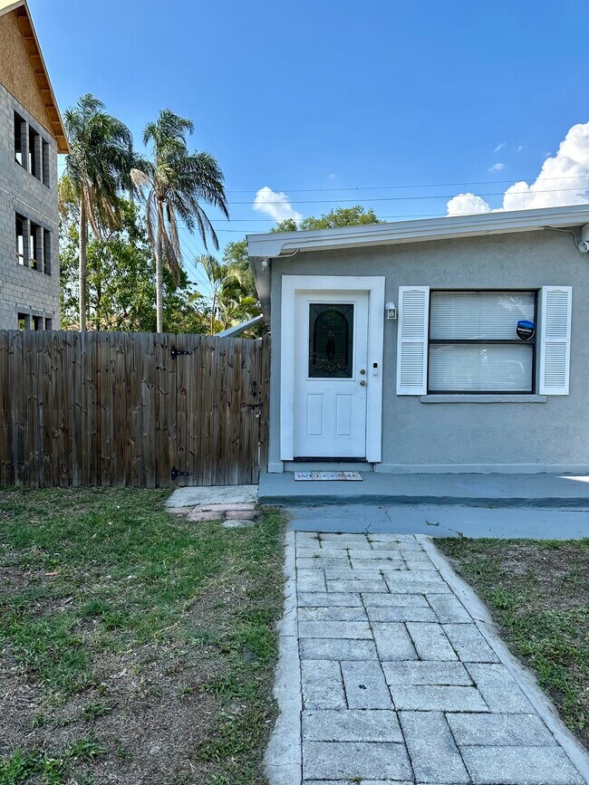 Photo - 3415 W Arch St House