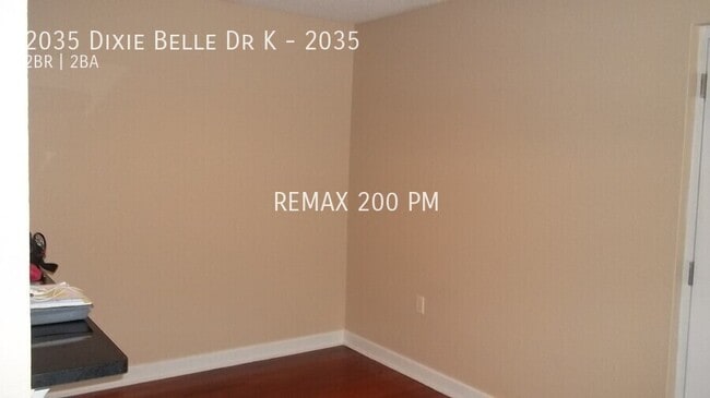 Building Photo - 2035 Dixie Belle Dr