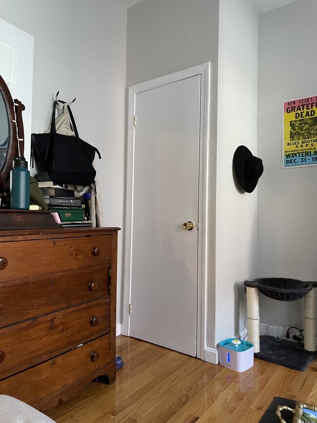 115 Salem St Unit 12, Boston, MA 02113 Apartments in Boston, MA