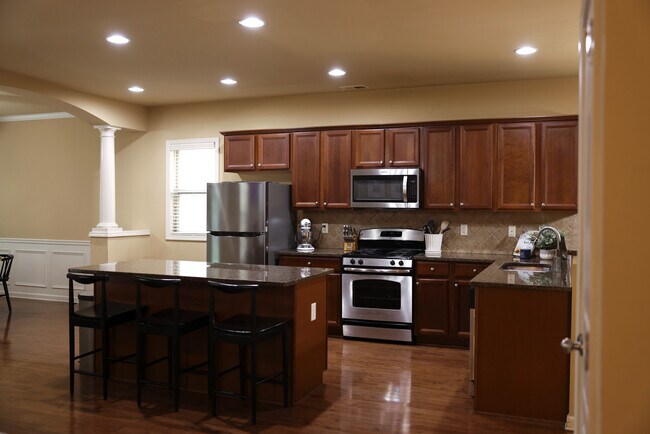 Foto del edificio - 3543 Archgate Ct