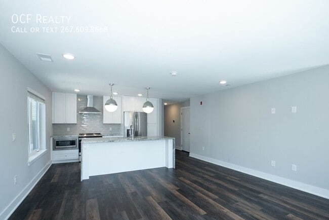 Building Photo - 817 N 20th St