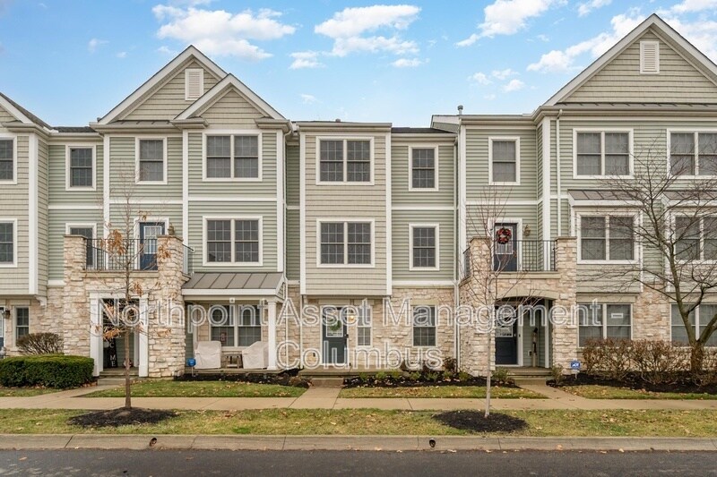 Foto principal - 5893 Canyon Creek Dr