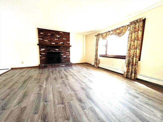 Foto del edificio - 23 Hospital Rd