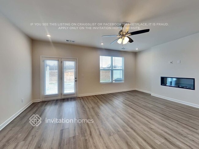 Building Photo - 123 Fister Dr