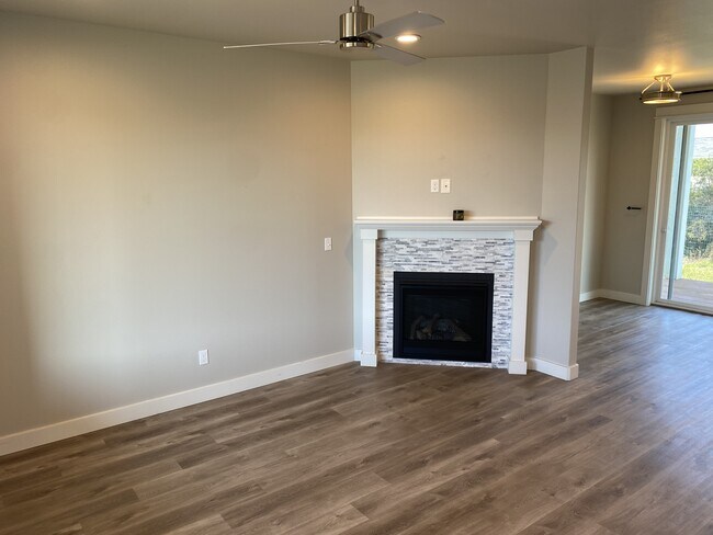 Foto del edificio - 1266 Fairwood Dr SW
