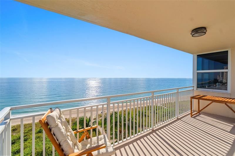 Primary Photo - 5200 N Ocean Blvd