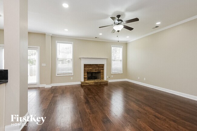 Building Photo - 2102 Hamby Cove Dr NW