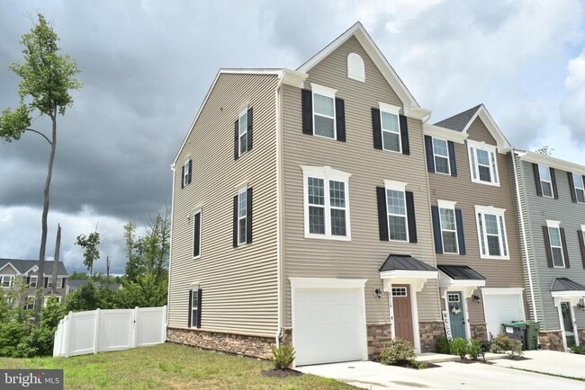 Foto del edificio - 8714 Upton Ln