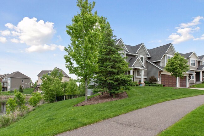 Building Photo - 5940 Dunkirk Ln N