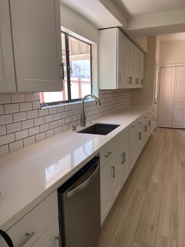 Remodeled Kitchen - 1115 S La Peer Dr