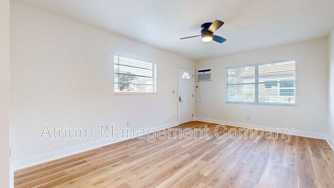 Foto del edificio - 6710 S Juanita Ave