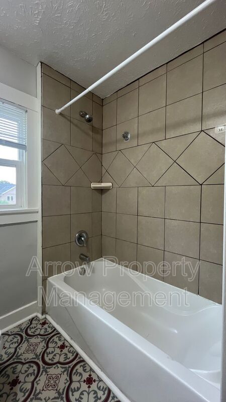 Building Photo - 2800 P St