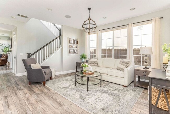 Building Photo - 550 Via Del Caballo