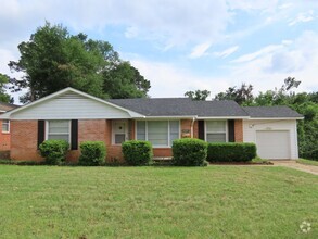 Building Photo - 1301 Sunset Dr