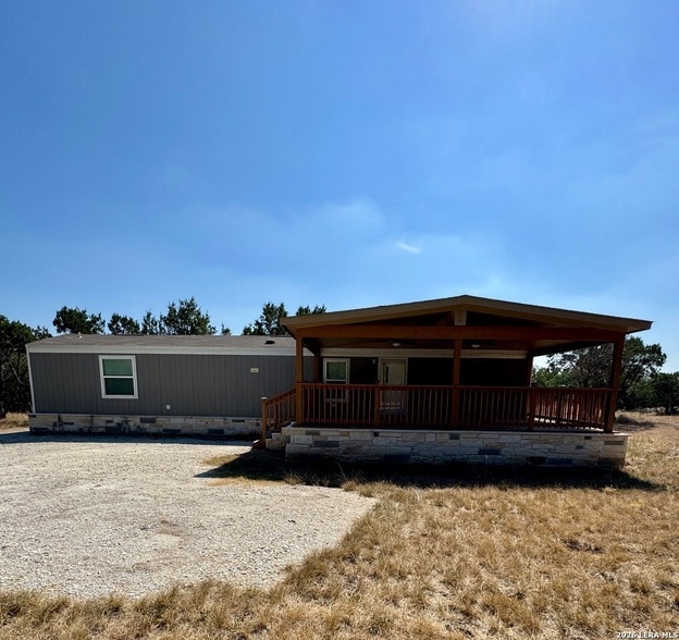 Building Photo - 960 Forest View Dr