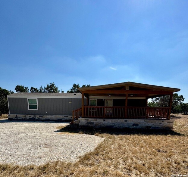 Foto del edificio - 960 Forest View Dr