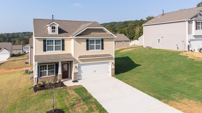 Foto del edificio - 4831 Birchcrest Ln