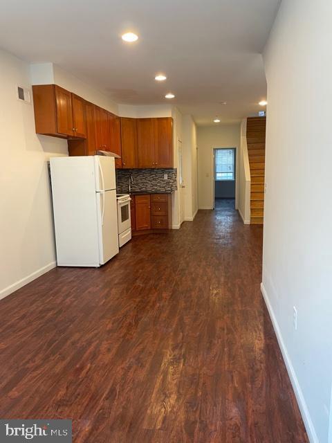 Building Photo - 639 Manton St