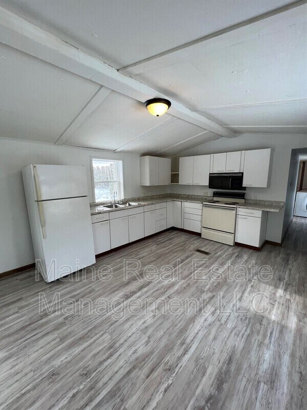 40 Sweet Fern Dr, Greenbush, ME 04418 House Rental in Greenbush, ME