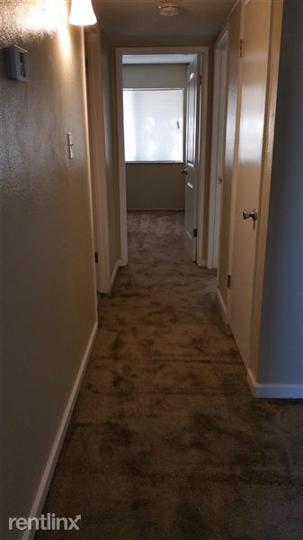 Building Photo - 2681 Calariva Dr