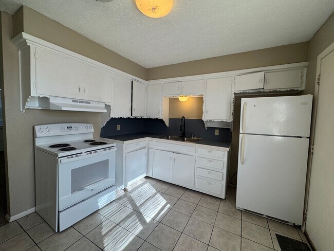 Foto del edificio - 4304 NW Pollard Ave