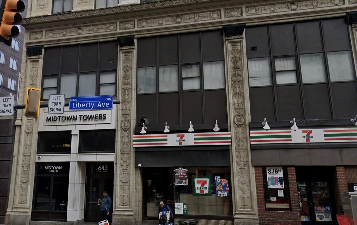 Foto principal - 643 Liberty Ave