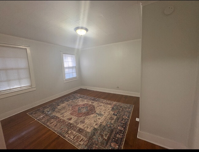 Building Photo - 704 Highland Ave