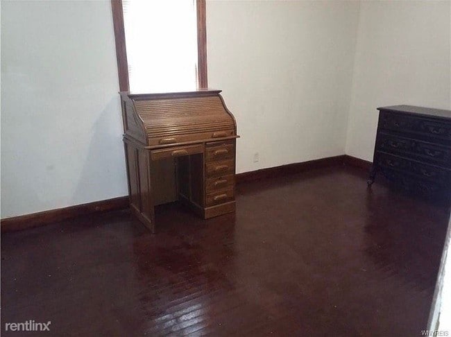 Building Photo - 5 br, 2.5 bath House - 81 Maple Avenue