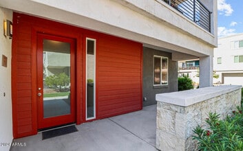 Building Photo - 1250 Abbey Ln