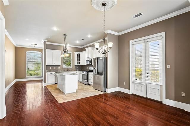 Foto del edificio - 350 Palmer Ct