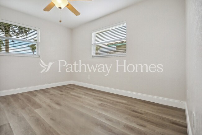 Building Photo - 5599 110th Way N