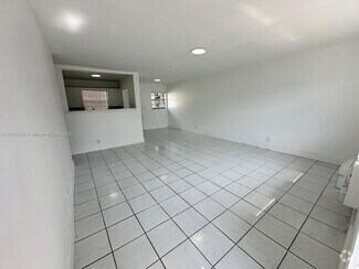 Building Photo - 6029 Polk St
