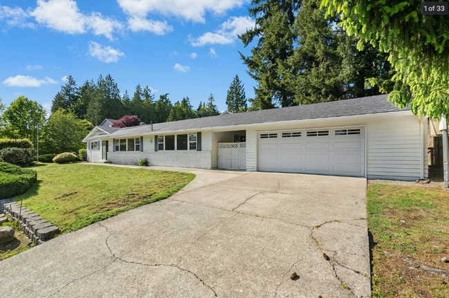 Photo - 16104 NE 99th St,- House