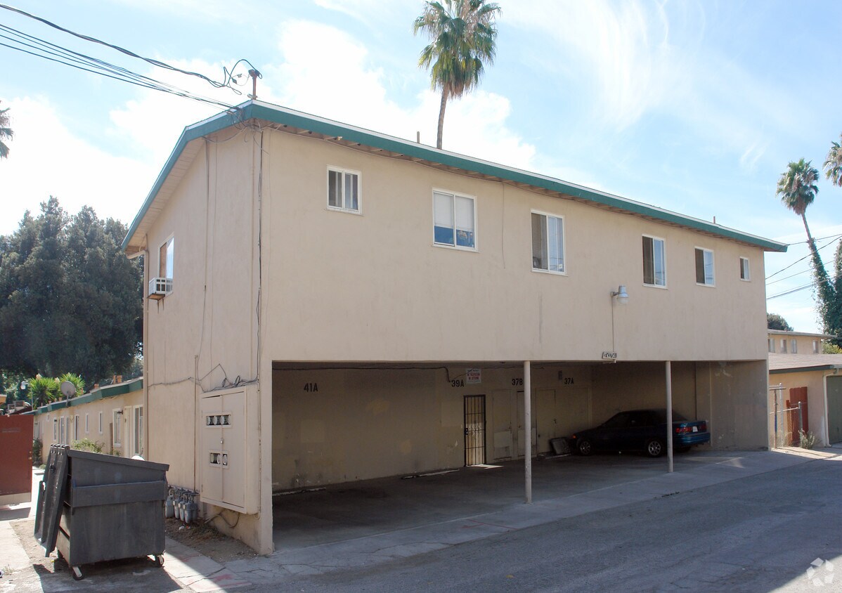 Foto del edificio - 7437-7441 Potomac St