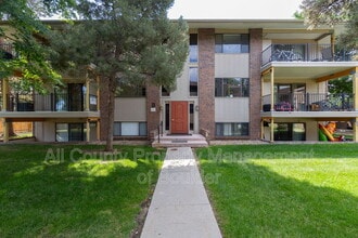 Building Photo - 600 Manhattan Dr