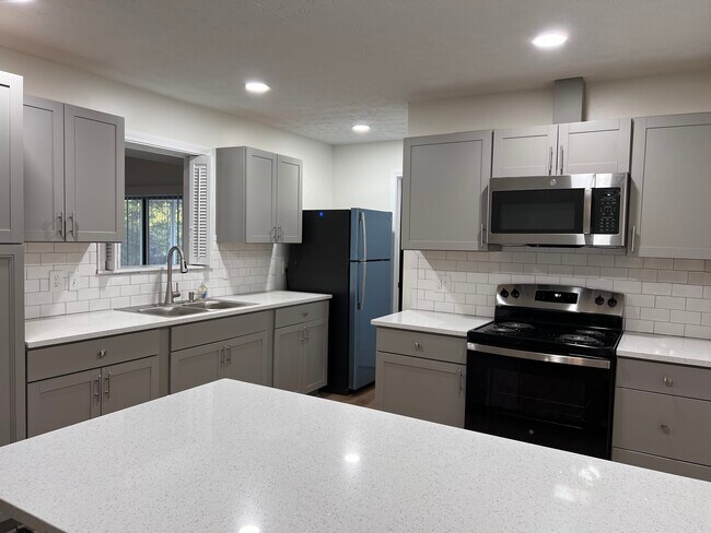 Foto del edificio - 5848 Lanier Blvd