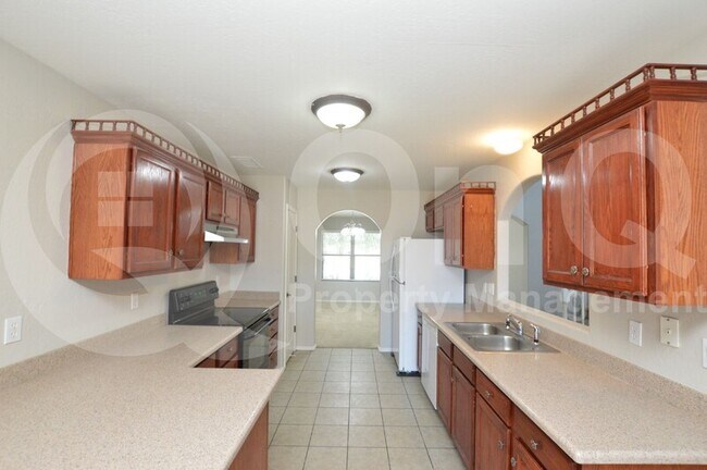 Foto del edificio - 9112 S Parkside Ln W