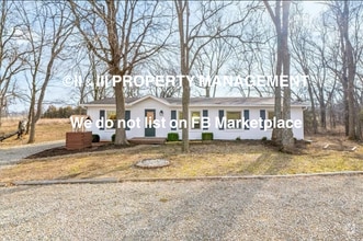 Building Photo - 62 Redwood Ln