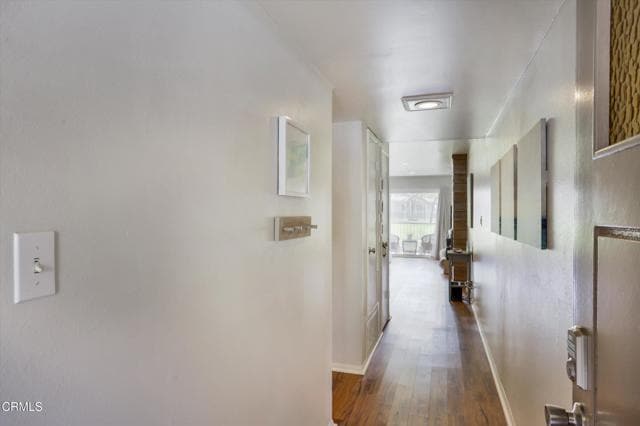 Building Photo - 619 Sunfish Way