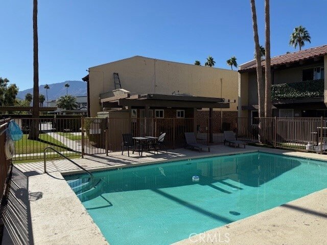 Primary Photo - 51080 Eisenhower Dr
