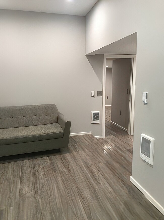 Living Room looking towards bedroom - 831 NE Holland St