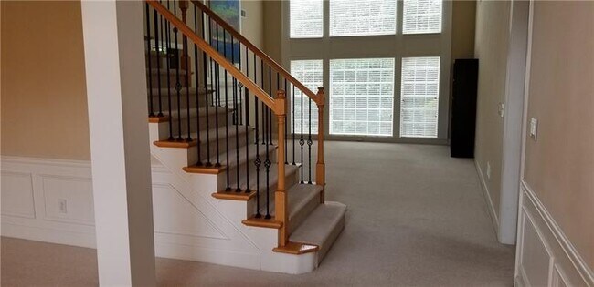 Building Photo - 5350 Harbury Ln