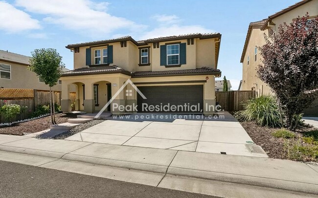Building Photo - Updated 4bd/3ba Rocklin Home with 2 Car Garage