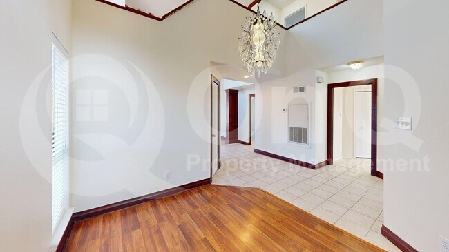 Building Photo - 6812 Bolivar Ct