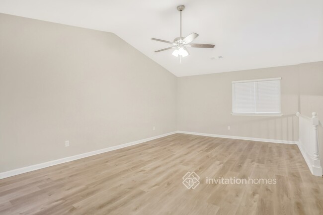 Building Photo - 5164 Scarbrough Ln