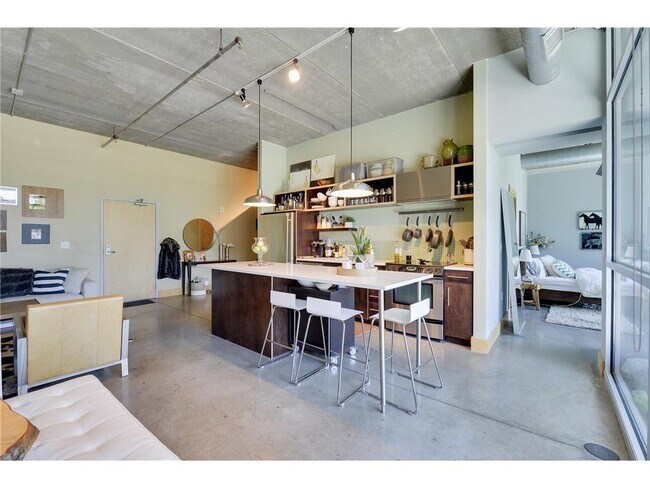 Foto del edificio - 345 6th Ave N